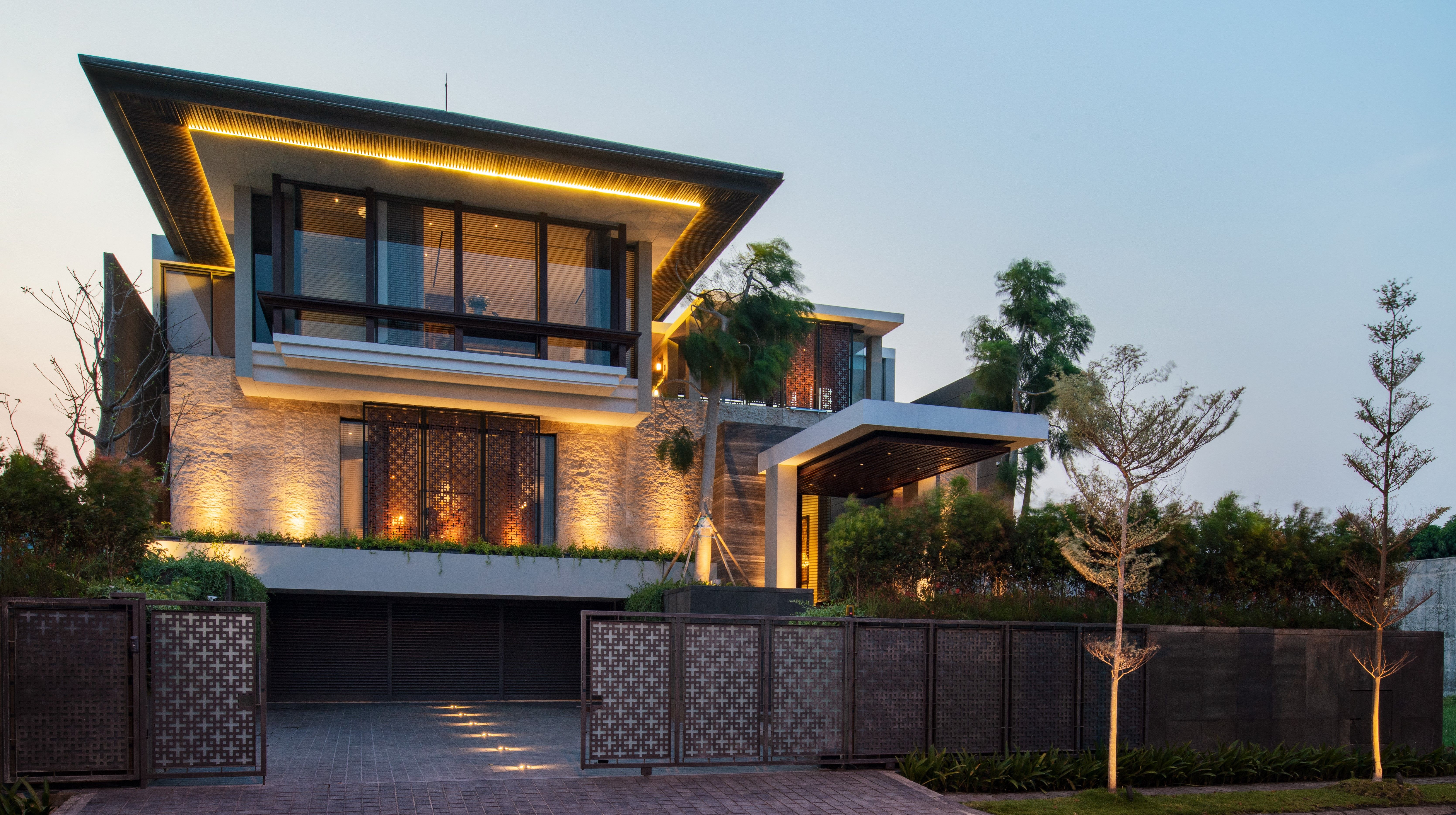 Island Tropical Modern House