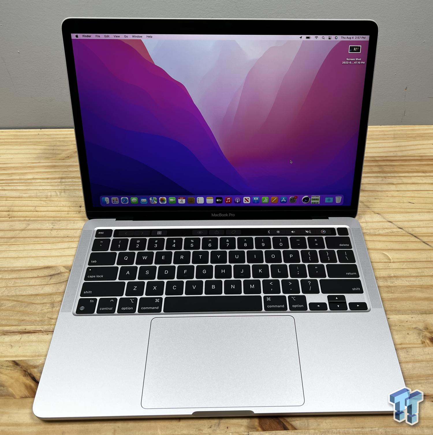 Macbook Pro 2022 - Homecare24
